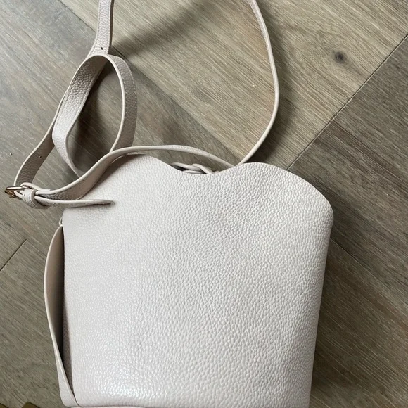 Anthropologie Light Pink/Rose Bucket Bag with Braided Handle - Picture 4 of 12